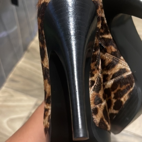 Steve Madden Leopard Print Ankle Boots - Picture 11 of 14